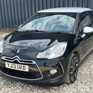 2013 Citroen DS3 e-HDi DStyle Plus Euro 5 - Image 3