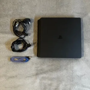 Sony PS4 Slim with Controller and Two Games - Image 2