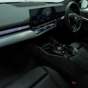 2025 BMW i5 eDrive40 M Sport 4-door electric - Image 8