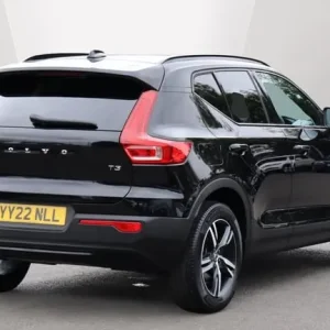 2022 Volvo XC40 T3 R-Design Estate Petrol Auto with Navigation and Cruise Control - Image 2