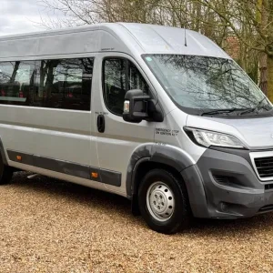 2017 Peugeot Boxer 2.0 Blue HDi 17-Seater Minibus - Image 3