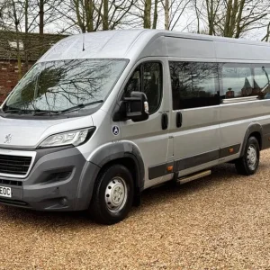 2017 Peugeot Boxer 2.0 Blue HDi 17-Seater Minibus