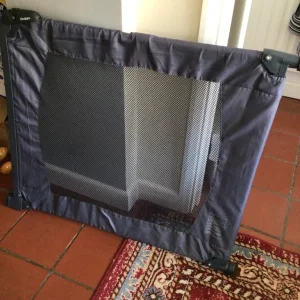 Lindham travel safety gate
