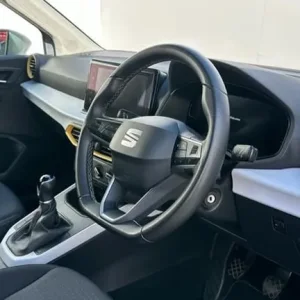 2023 SEAT Arona 1.0 TSI EVO SE Technology SUV - Image 2