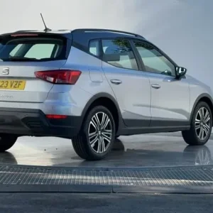2023 SEAT Arona 1.0 TSI EVO SE Technology SUV - Image 6