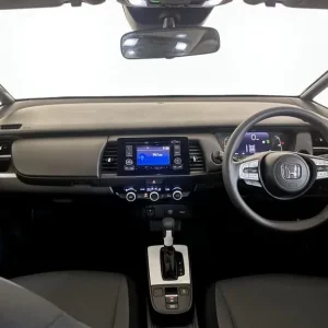 2021 Honda Jazz 1.5 i-MMD Hybrid SE 5-door Hatchback - Image 3