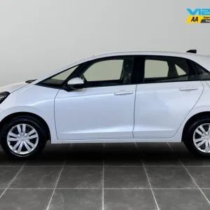 2021 Honda Jazz 1.5 i-MMD Hybrid SE 5-door Hatchback - Image 7