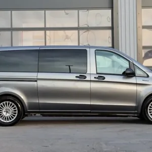 2023 Mercedes-Benz eVito 100kWh Premium Tourer Double Cab Electric - Image 3
