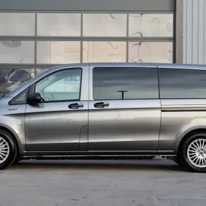 2023 Mercedes-Benz eVito 100kWh Premium Tourer Double Cab Electric - Image 4