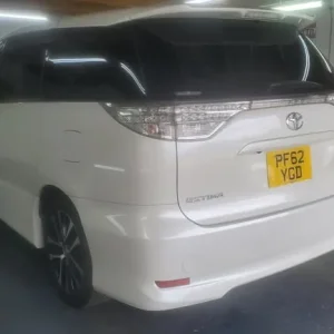 2012 Toyota Estima 2.4L Automatic White MPV - Image 2
