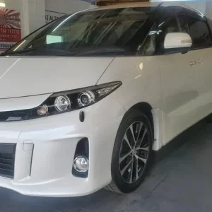 2012 Toyota Estima 2.4L Automatic White MPV - Image 4