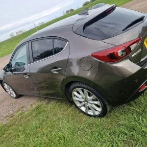 2016 Mazda3 D SPORT NAV Hatchback Diesel Automatic - Image 2