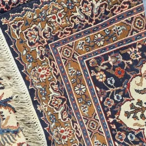 Wool rug 140cm x 1m - Image 2