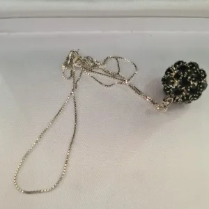 Silver necklace with pendant - Image 3