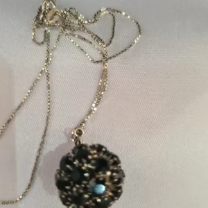 Silver necklace with pendant