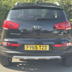 2015 Kia Sportage 2.0 CRDi Estate Diesel Manual AWD - Image 4