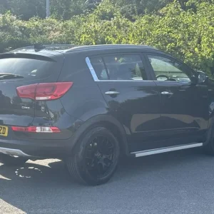 2015 Kia Sportage 2.0 CRDi Estate Diesel Manual AWD - Image 5