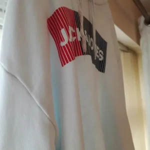 Men's t-shirts and a slightly worn hoodie - Image 2