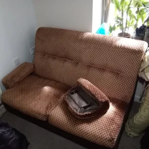 2 SEATER SOFA WITH REMOVABLE ARMS - Image 2