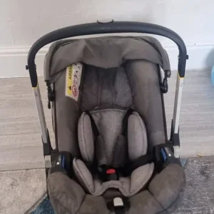 Doona 3-in-1 Car Seat and Stroller - Image 4