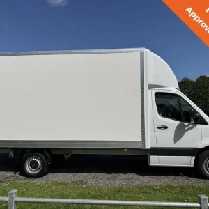 2021 Mercedes-Benz Sprinter 2.0 315Cdi LWB 3.5t with Luton Tail Lift (New Body) - Image 4