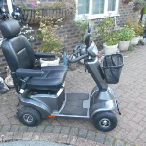 Sterling 8mph mobility scooter - Image 5