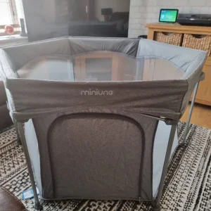 miniuno Hexipen Folding Playpen