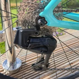 Bianchi Sprint 105 12-speed - Image 2