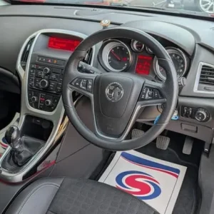 2013 Vauxhall Astra GTC 1.7 CDTI Diesel Manual - Image 5