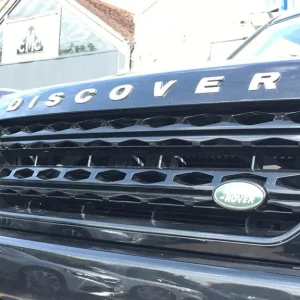 2014 Land Rover Discovery 4 3.0 SD V6 SE Tech SUV 5dr Diesel Auto 4WD Euro 5 - Image 3