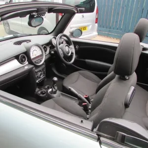 2014 MINI Convertible ONE Used Petrol Manual - Image 6