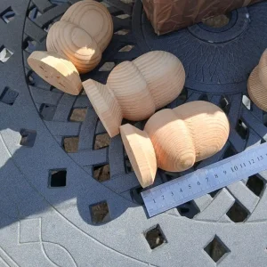 16 Solid Softwood Acorn Newel Post Caps – Job Lot - Image 2