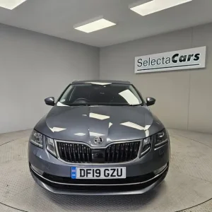 2019 Skoda Octavia 2.0 TDI SE L Hatchback - Image 3