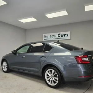 2019 Skoda Octavia 2.0 TDI SE L Hatchback - Image 8