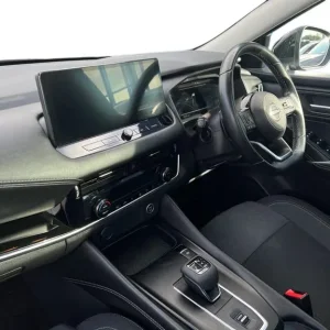 2023 Nissan Qashqai 1.3 DiG-T N-Connecta 5-door SUV - Image 6