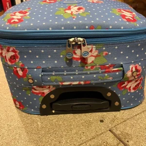 Medium clamshell expandable suitcase - Image 5