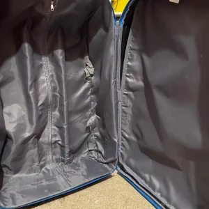 Medium clamshell expandable suitcase - Image 8