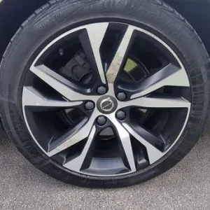 2019 Volvo V60 Estate, 5-door, semi-auto - Image 5