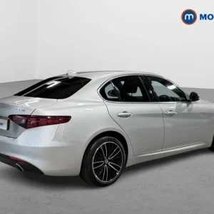 2021 Alfa Romeo Giulia 2.0 TB Lusso Ti 4dr Auto Saloon Petrol - Image 7