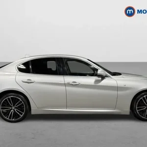 2021 Alfa Romeo Giulia 2.0 TB Lusso Ti 4dr Auto Saloon Petrol - Image 8