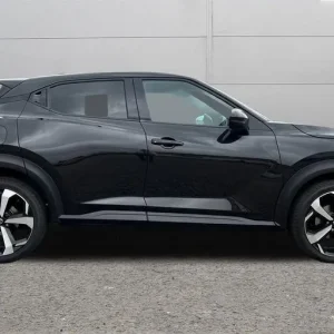 2022 Nissan Juke 1.0 DiG-T 114 Tekna 5dr Hatchback Petrol Manual - Image 2