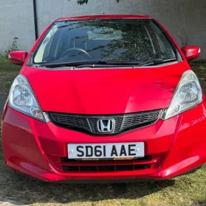 2011 Honda Jazz 1.4 i-VTEC ES Hatchback - Image 2