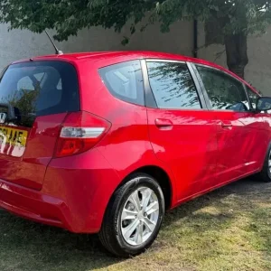 2011 Honda Jazz 1.4 i-VTEC ES Hatchback - Image 8