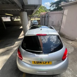 Peugeot 208 2014 hatchback manual 1199cc 5-door - Image 4