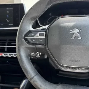 2021 Peugeot 2008 1.2 PureTech Active Premium 5dr Estate Petrol Manual - Image 5