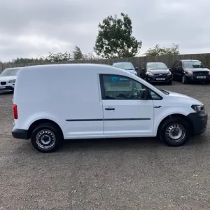 2016 VW Caddy 2.0 TDI BlueMotion Tech Startline Panel Van - Image 6