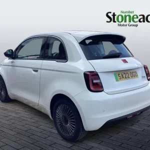 2022 Fiat 500e Red Hatchback - Image 4