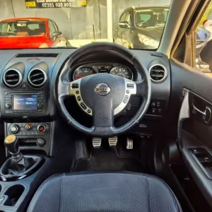 2013 Nissan Qashqai 1.5 dCi 36-0 2WD Diesel Manual Hatchback - Image 3