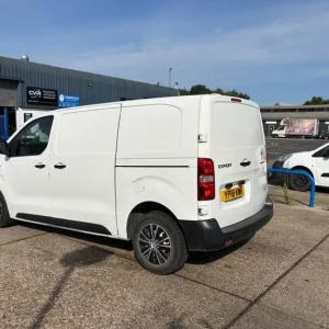 2018 Peugeot Expert 2.0L Diesel Manual Van - Image 4