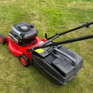 Rover 18” cut heavy duty alloy deck lawnmower 5hp Briggs engine - Image 7